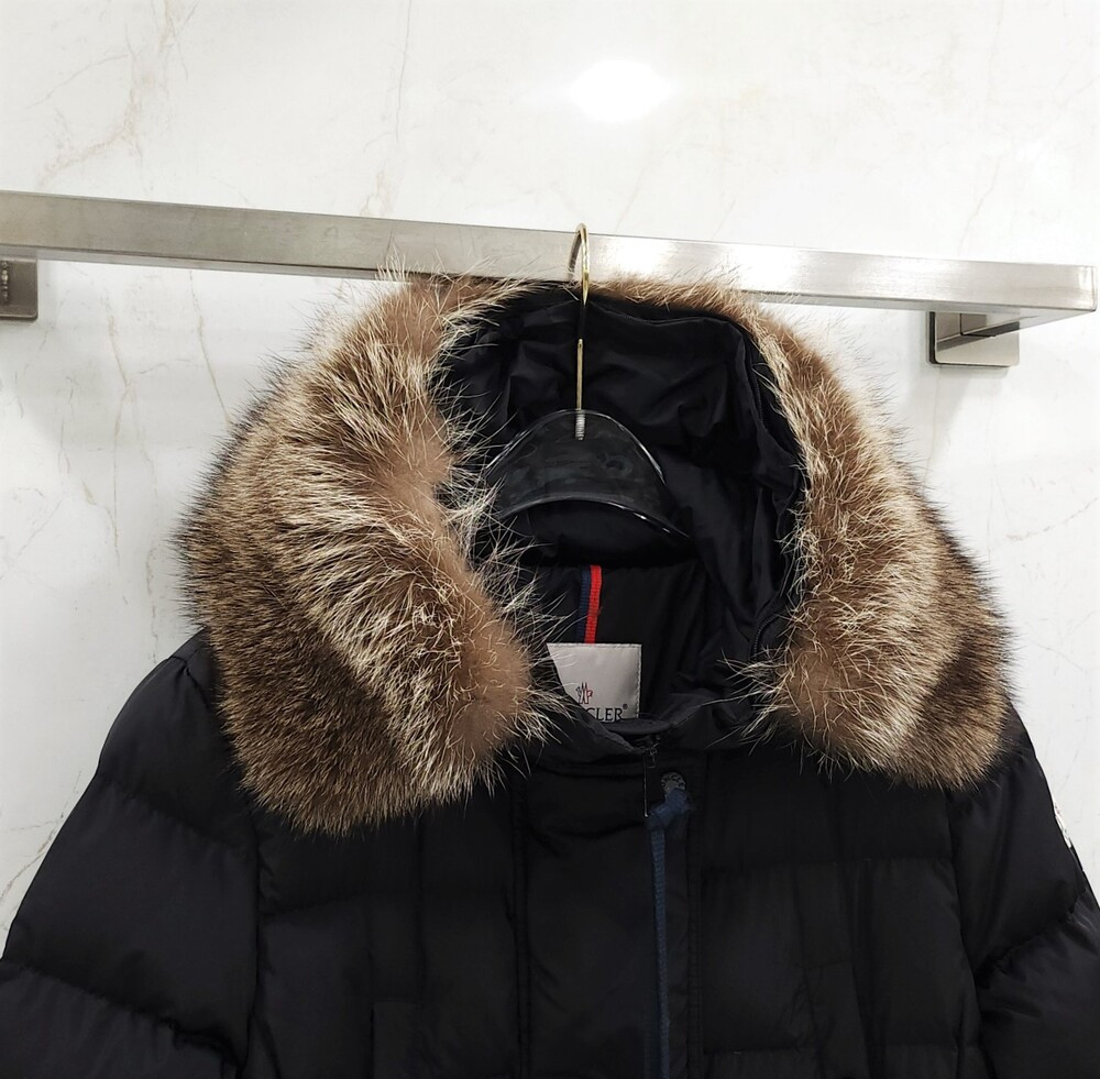 [럭스유] 2 / 몽클레어 클로에 폭스퍼 롱 다운 패딩