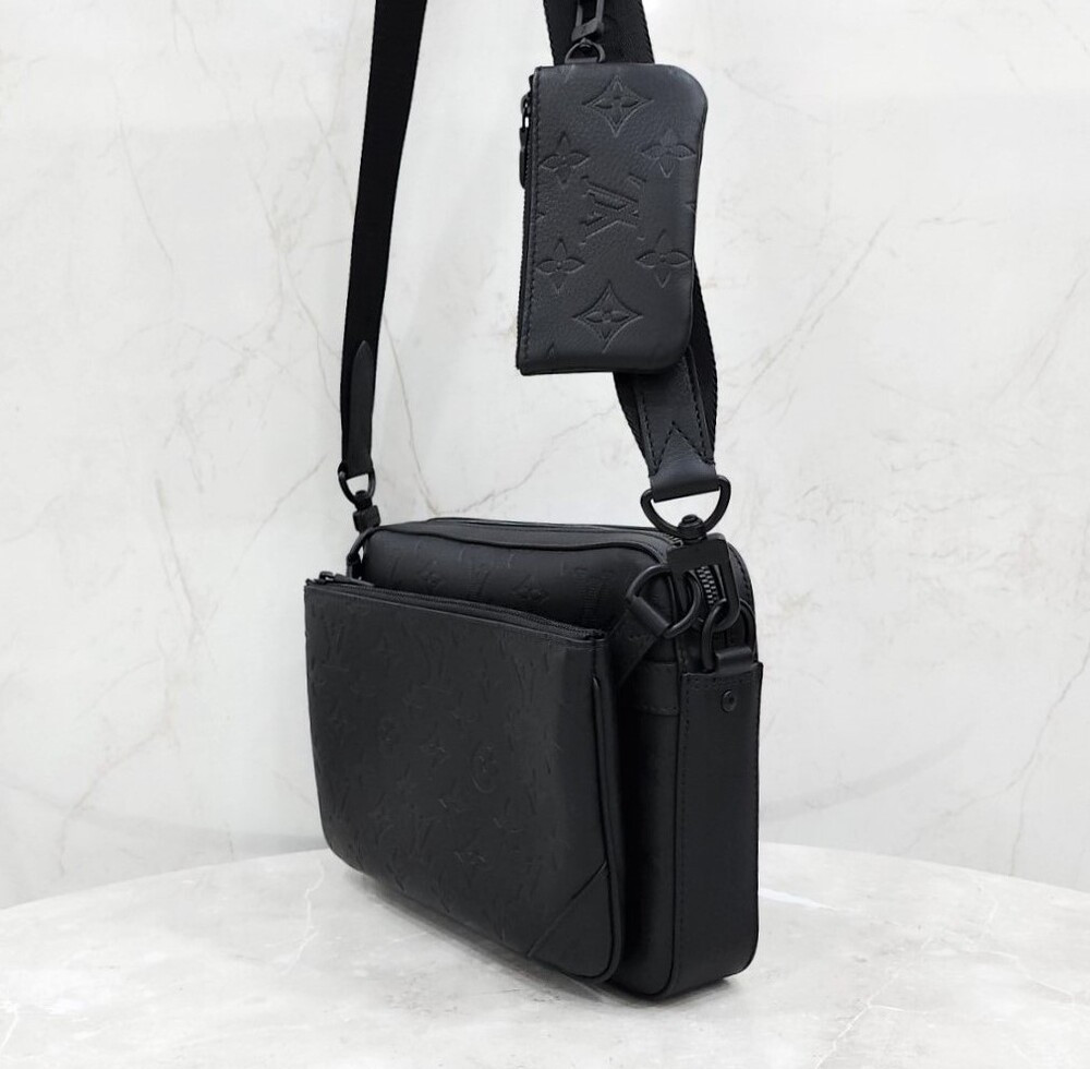 [럭스유] (새상품) 루이비통 쉐도우 모노그램 트리오 메신저백 M46602