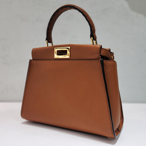 펜디 피카부 아이코닉 미니 토트백 8BN244