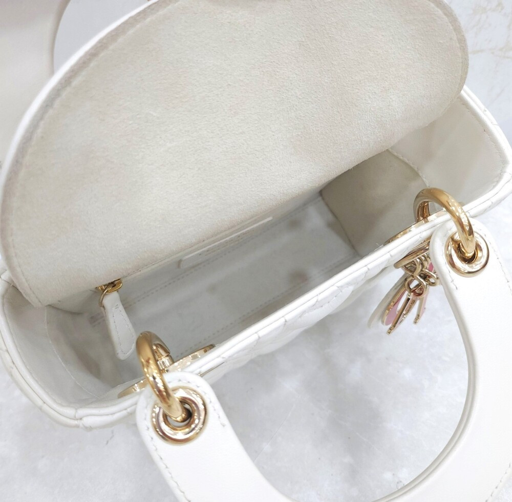 [럭스유] 디올 레이디디올 미니 백 라떼 까나쥬