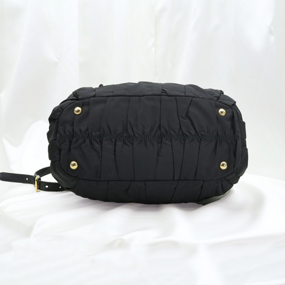 Prada(프라다) BN1792 블랙 테수토 금장 로고 고프레 2WAY