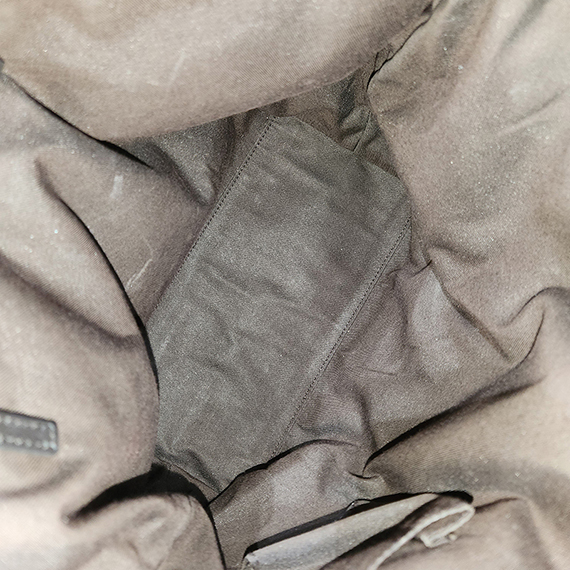 구찌 GG 로고 자가드 금장 체인 바겟 숄더백 196750