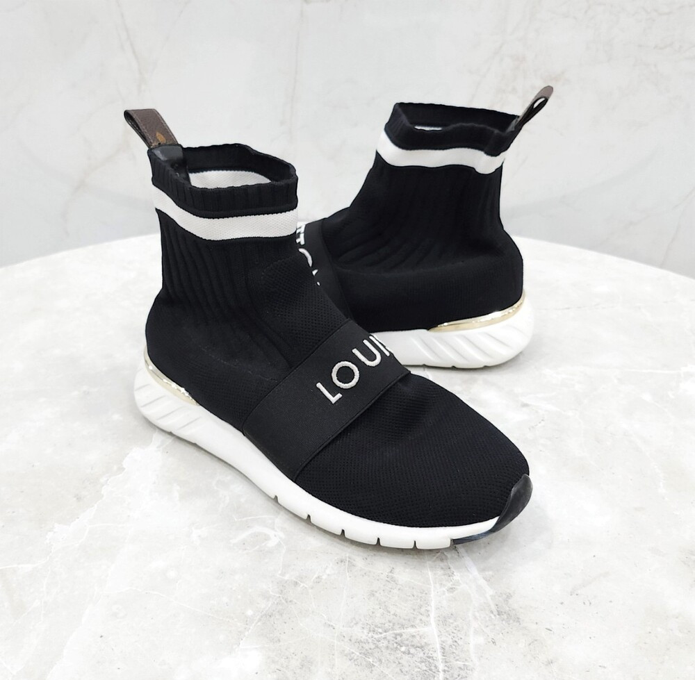 [럭스유] 35.5 / 루이비통 블랙 밴딩 로고 애프터게임 삭스 스니커즈