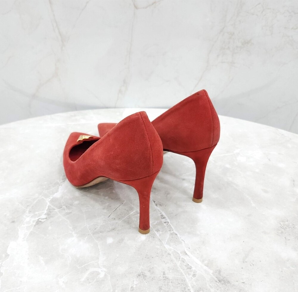 [럭스유] 37.5 / 루이비통 레드 V로고 스웨이드 하이힐