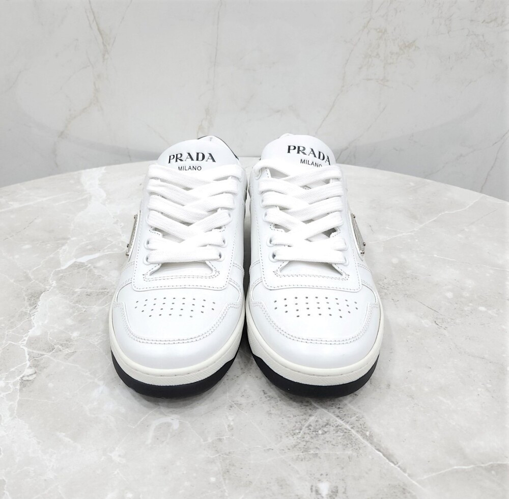 [럭스유] 37.5 / 프라다 화이트 다운타운 레더 스니커즈 1E792M