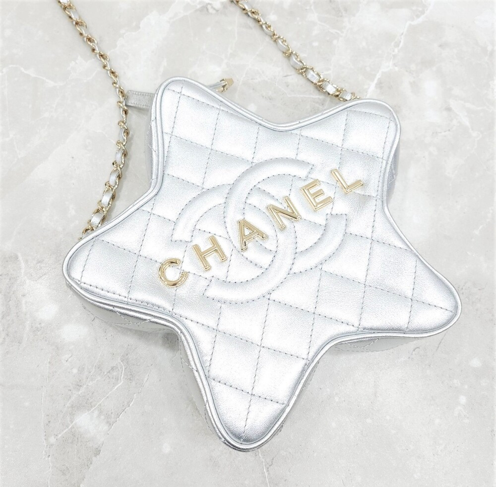 [럭스유] (새상품) 샤넬 24C 크루즈 스타 숄더백 실버 신형내장칩 AS4579