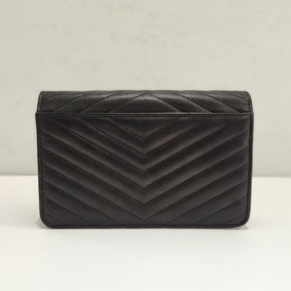 샤넬 쉐브론 WOC 미니 크로스배 26번대 A84350