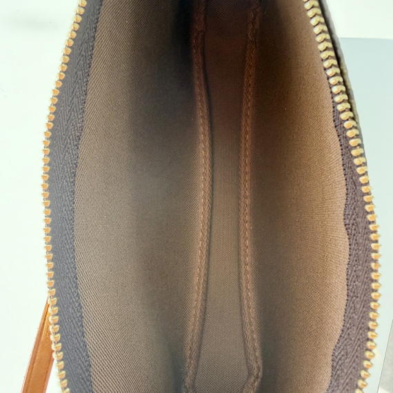 루이비통 모노그램 악세수아 포치백 M51980