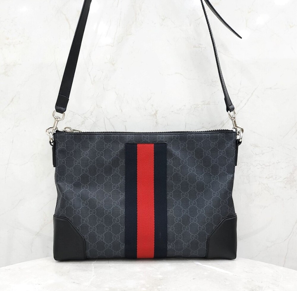 [럭스유] 구찌 GG 수프림 블랙 캔버스 메신저백 474139