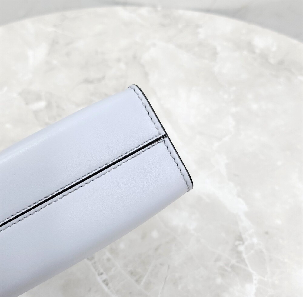 [럭스유] 프라다 삼각로고 레더 토트 숄더백 1BA333