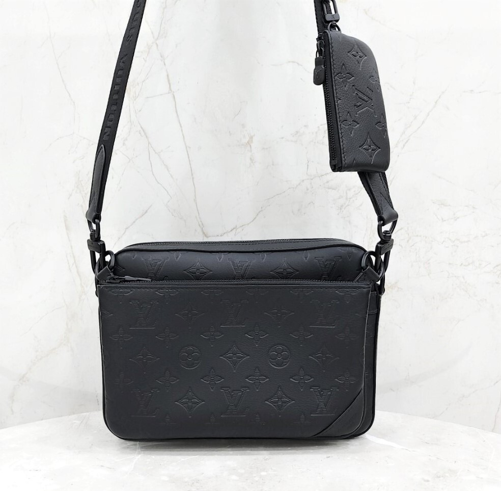 [럭스유] (새상품) 루이비통 쉐도우 모노그램 트리오 메신저백 M46602