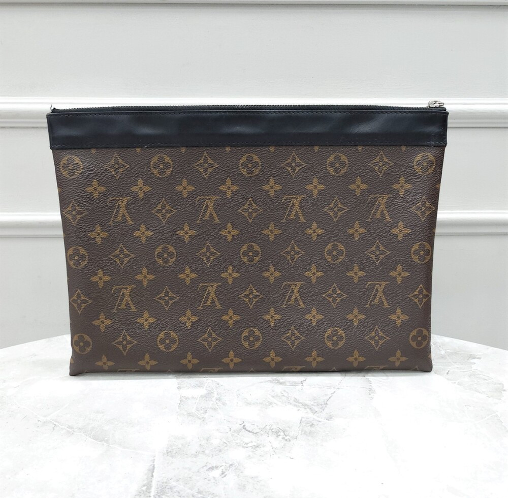 [럭스유] 루이비통 디스커버리 포쉐트 클러치백 GM