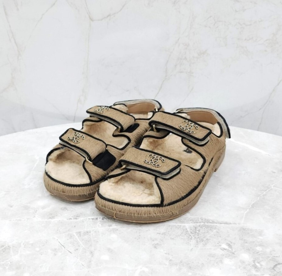 [럭스유] 36.5 / 샤넬 CC로고 벨크로 송치 샌들 G35927