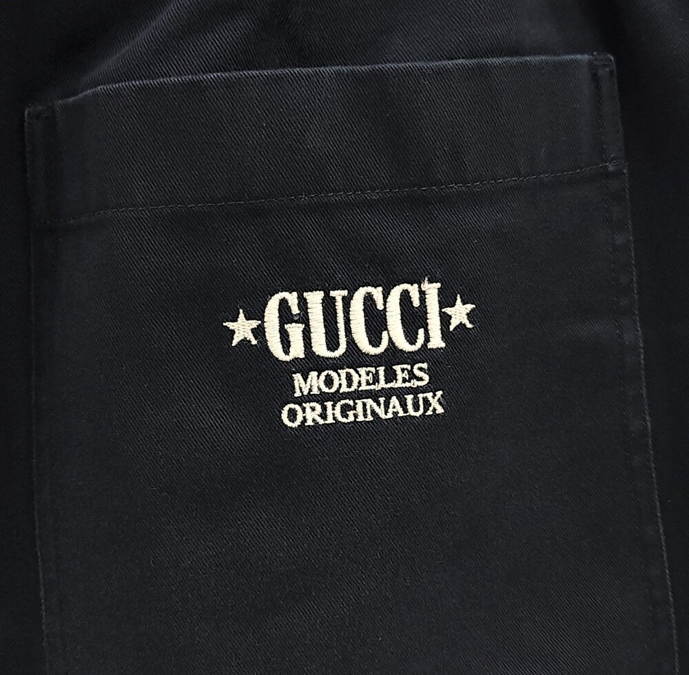 [럭스유] 46 / 구찌 네이비 로고 자수 숏 팬츠