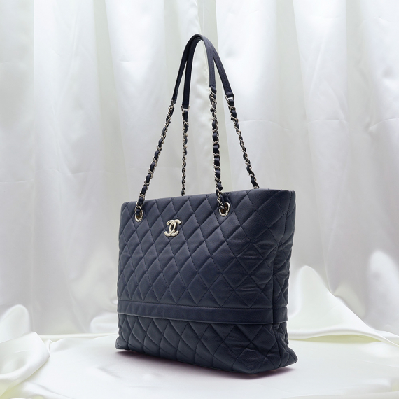 Chanel(샤넬) AS0898 네이비 캐비어 스킨 금장 숄더백 (28번대)