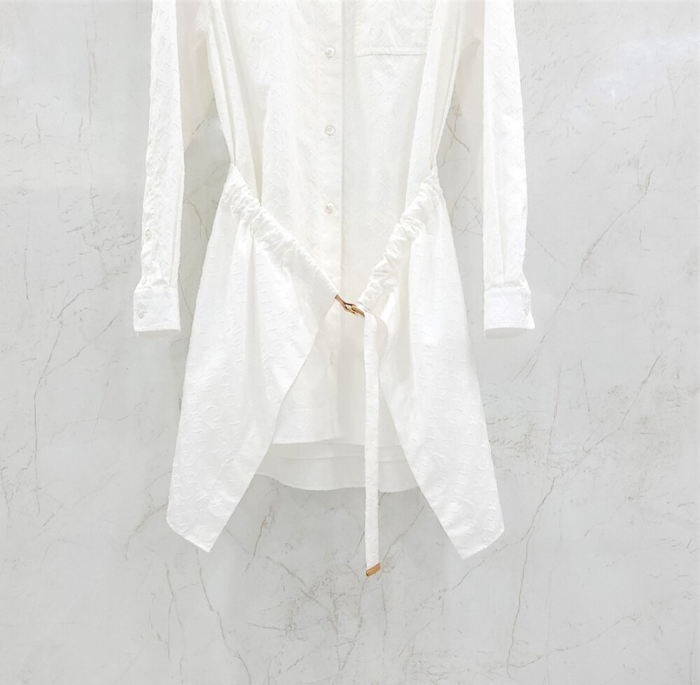 [럭스유] 36 / 루이비통 모노그램 릴리프 트롱프뢰유 원피스