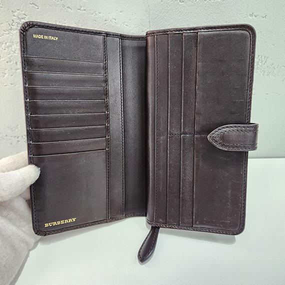 버버리 클래식 체크 장지갑