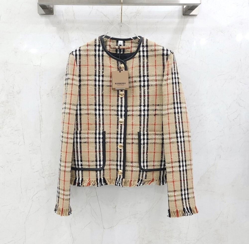 [럭스유] (새상품) 38,42 / 버버리 체크 부클레 자켓 스커트 셋업
