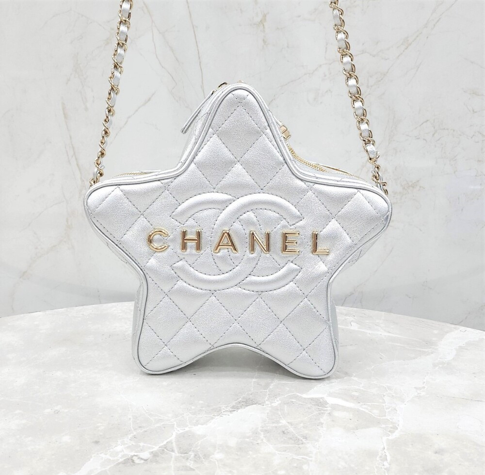 [럭스유] (새상품) 샤넬 24C 크루즈 스타 숄더백 실버 신형내장칩 AS4579
