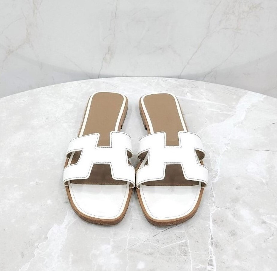 [럭스유] 37 / 에르메스 화이트 오란 샌들 슬리퍼