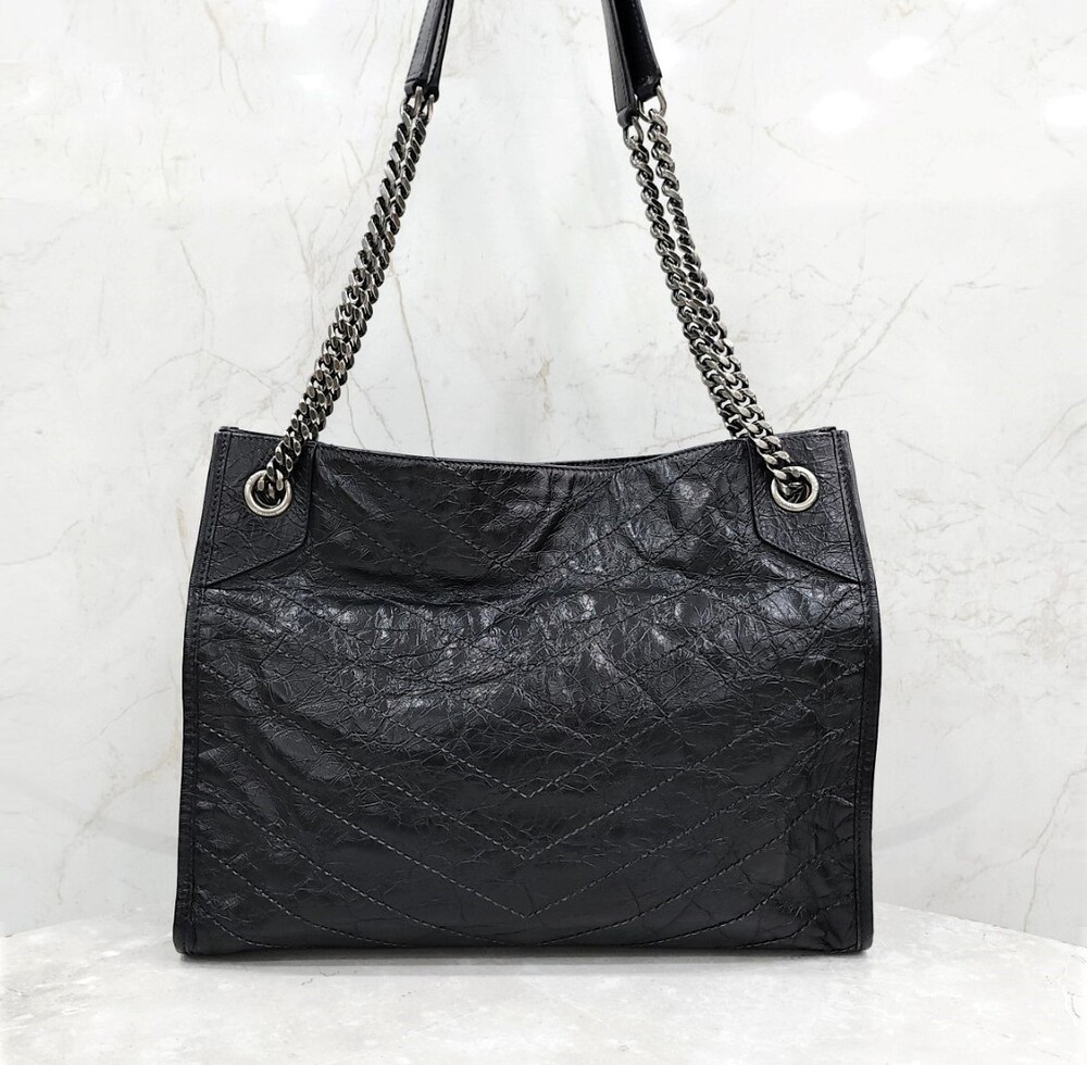 [럭스유] 생로랑 니키 레더 쇼핑백 블랙 577999