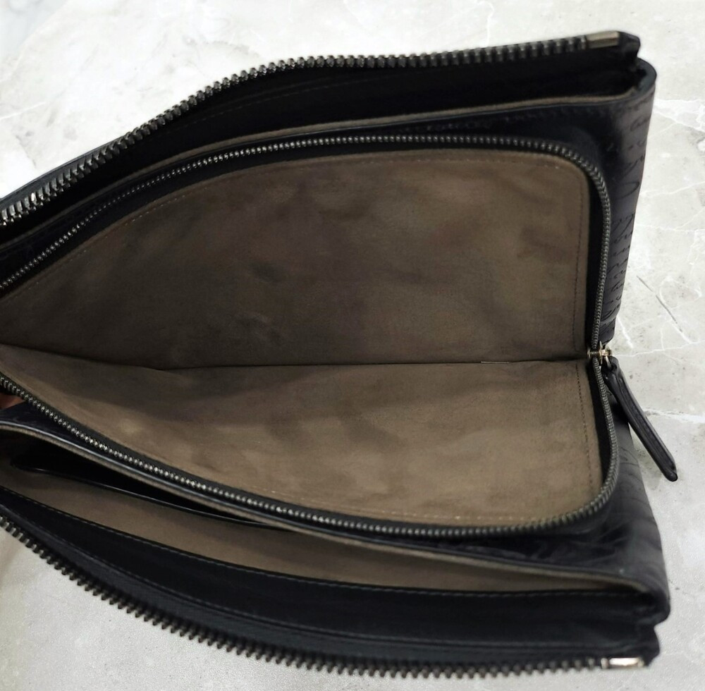 [럭스유] 벨루티 테르시오 스크리토 레더 파우치