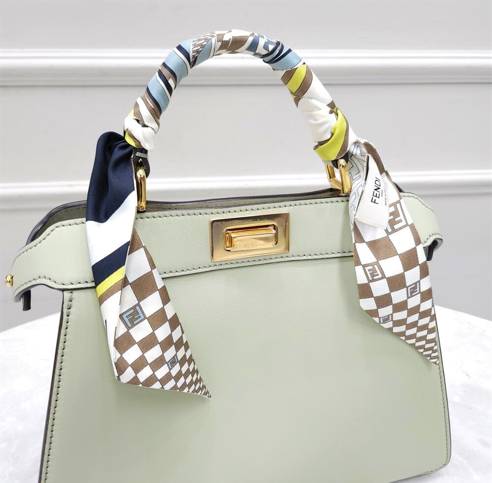 [럭스유] 펜디 피카부 I SEE U 스몰 레더 백