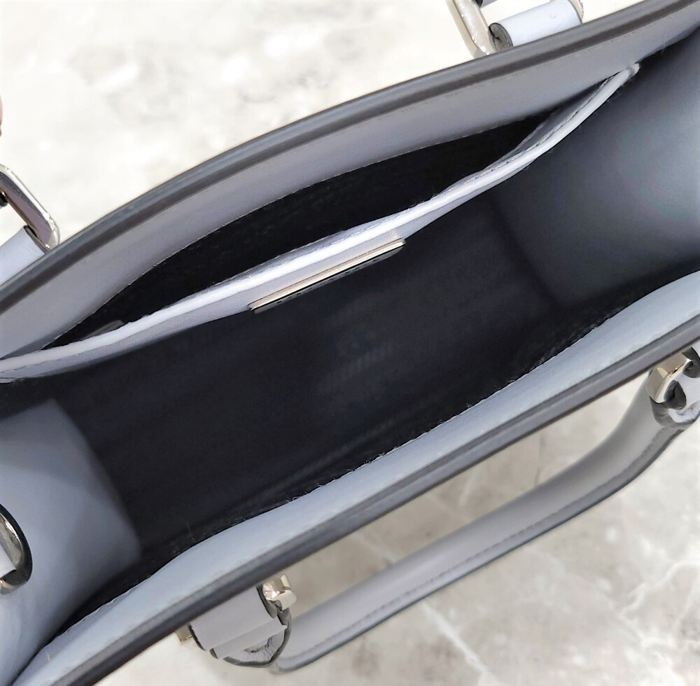 [럭스유] 프라다 삼각로고 레더 토트 숄더백 1BA333