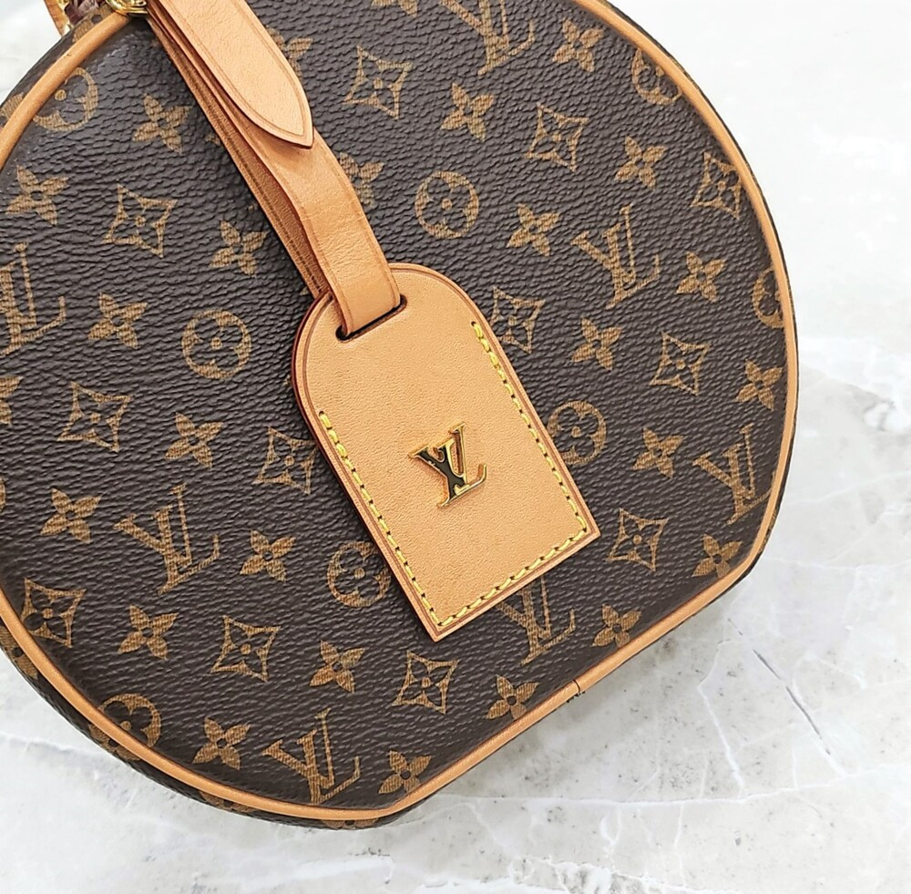 [럭스유] 루이비통 쁘띠뜨 부아뜨 샤포 모노그램 크로스백 M43514