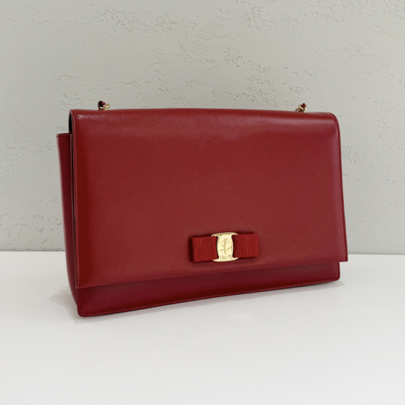 페라가모 루즈 칼프 바라 금장 숄더백 21E481