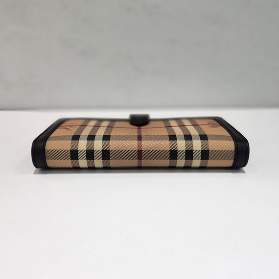버버리 클래식 체크 장지갑