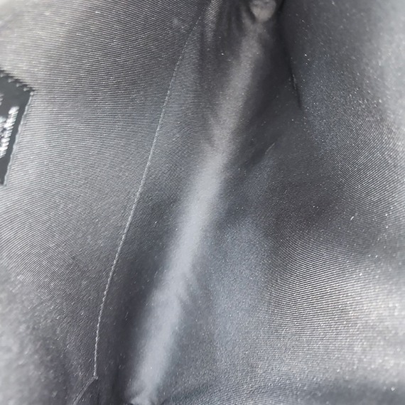 루이비통 디스커버리 모노그램 이클립스 GM 클러치 M62291