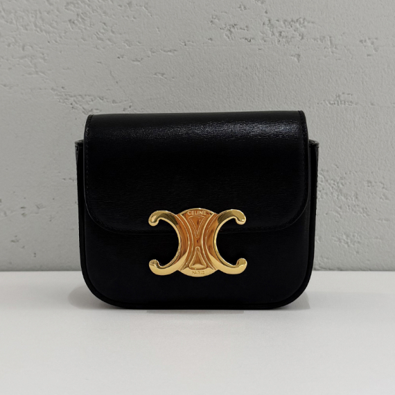 셀린느 미니 클로드 샤이니 카프스킨 크로스백 10I513DPV