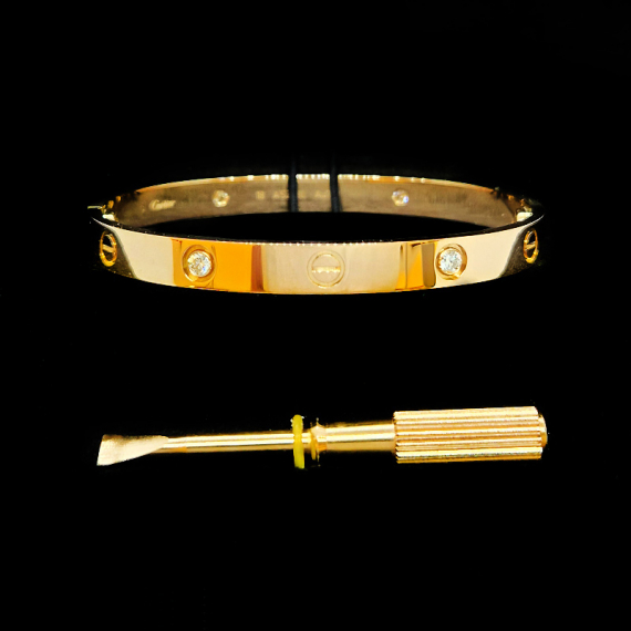 까르띠에 러브 브레이슬릿 4P 다이아 18K 로즈골드 팔찌 18호 전시상품급 B60360