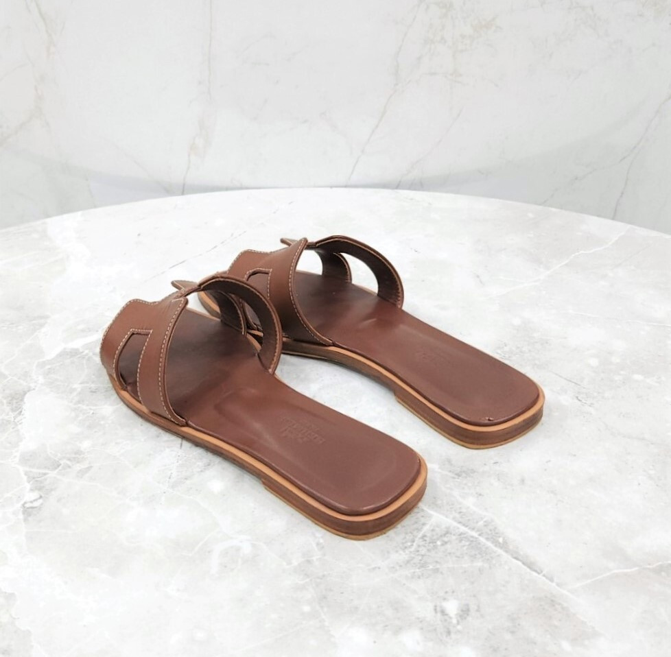 [럭스유] 37 / 에르메스 골드 오란 샌들 슬리퍼 H021056Z