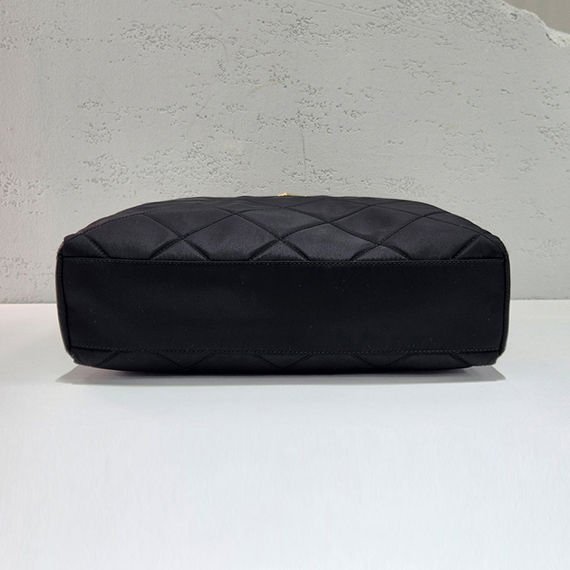 프라다 리에디션 1955 리나일론 미디엄 숄더백 블랙 1BG529