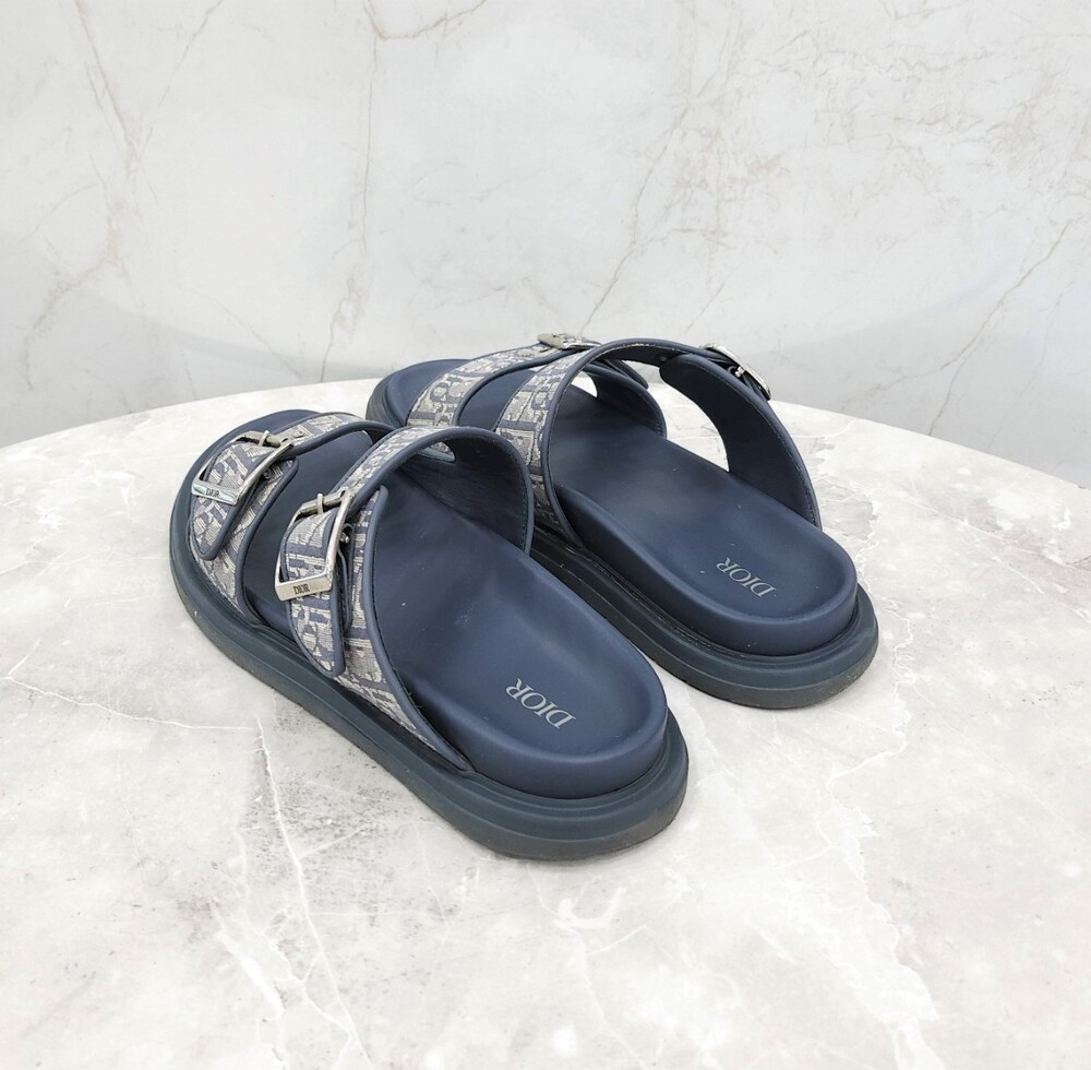 [럭스유] 41 / 디올 오블리크 아쿠아 샌들