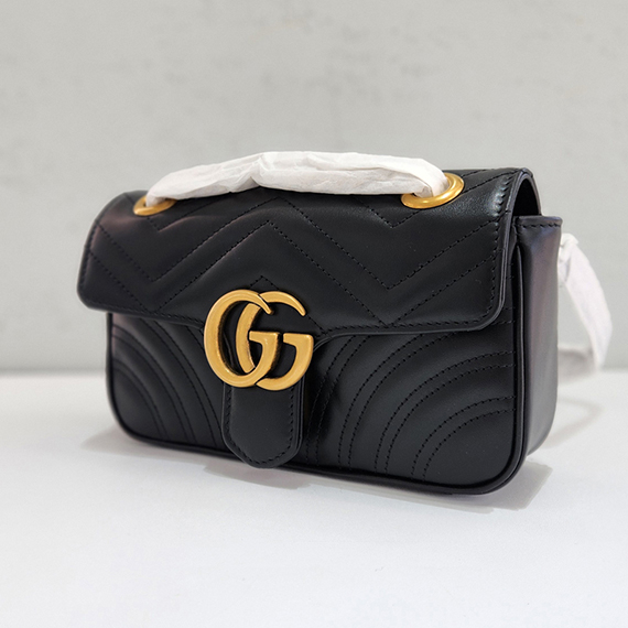 구찌 GG 마몬트 마틀라세 체인 미니 숄더백 25년 새상품 446744