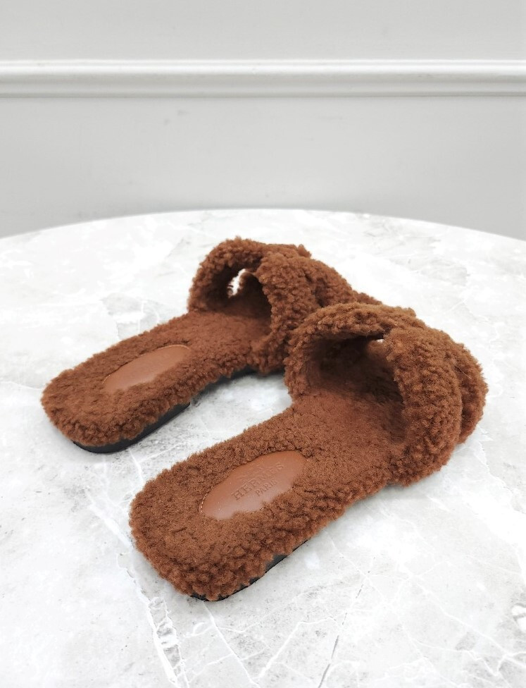 [럭스유] 35.5 / 에르메스 오란 시어링 슬리퍼 브라운