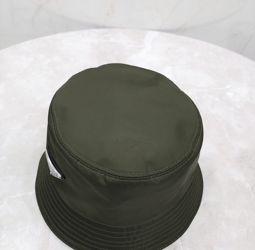 [럭스유] (새상품) 프라다 삼각로고 리나일론 버킷햇 L 2HC137