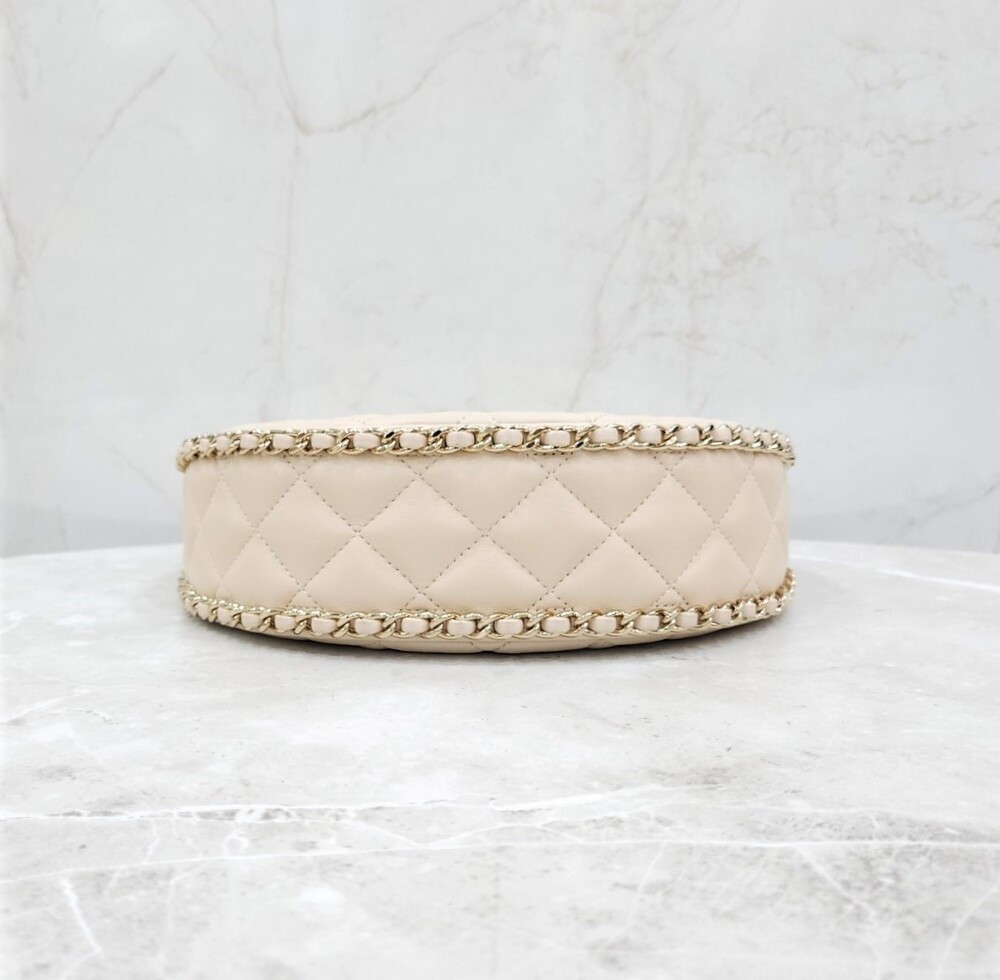 [럭스유] 샤넬 뉴문 호보백 스몰 에크루 샴페인골드 신형내장칩 AS3917