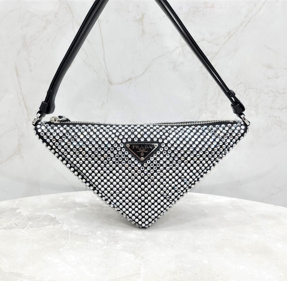 [럭스유] (새상품) 프라다 크리스탈 스터드 새틴 파우치