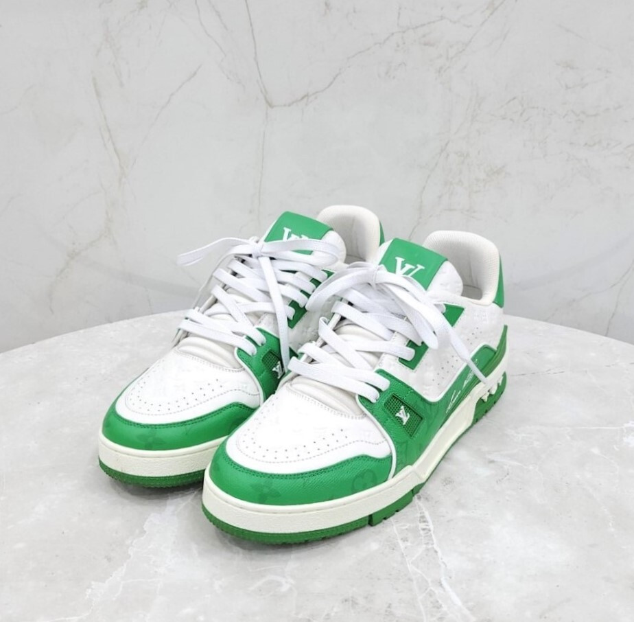 [럭스유] 8 / 루이비통 LV 그린 모노그램 트레이너 스니커즈