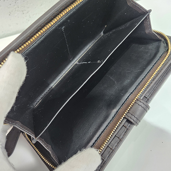 버버리 클래식 체크 장지갑