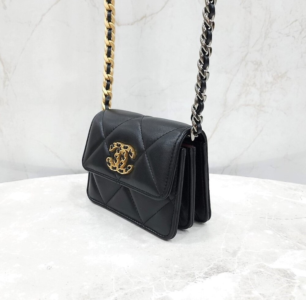 [럭스유] 샤넬 19 체인 카드지갑 미니 숄더백 AP3170