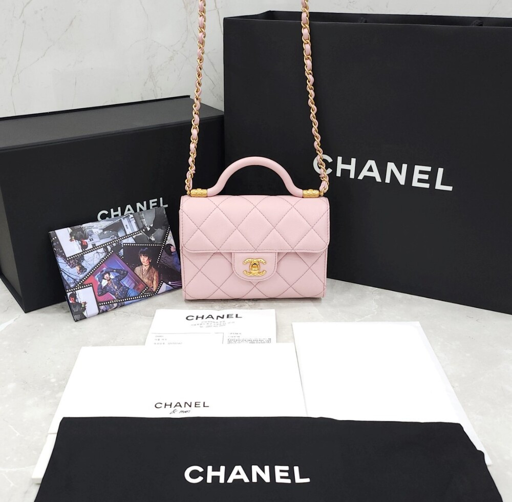 [럭스유] (새상품) 샤넬 24A 공방 탑핸들 미니 플랩백 라이트핑크 신형내장칩 AS4956