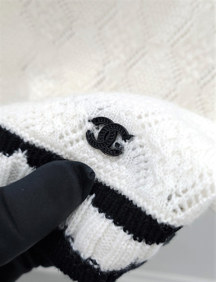 [럭스유] 36 / 샤넬 크롭탑 반팔 니트