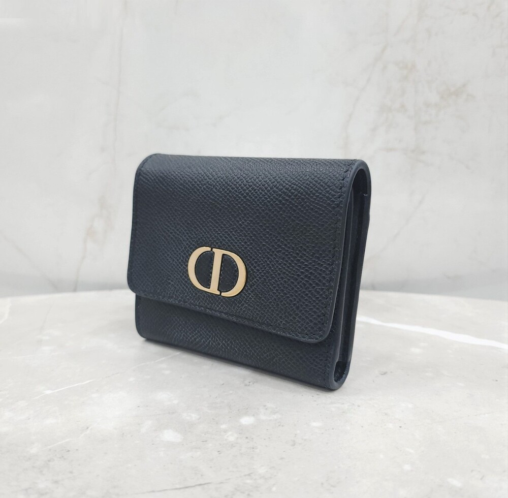[럭스유] 디올 30 몽테인 로터스 반지갑 블랙 S2057OBAE