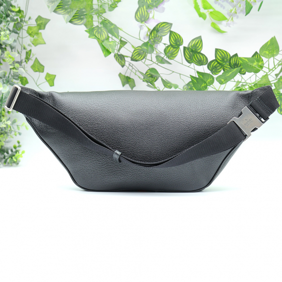 Gucci(구찌) 839104 블랙 레더 WEB 라지 벨트백