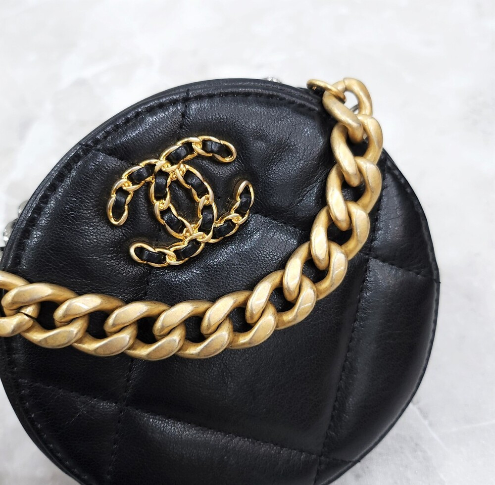 [럭스유] 샤넬 19 동그리 체인 미니 크로스백 30번대 AP0945